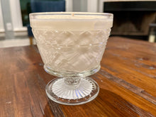 Load image into Gallery viewer, Clear Dessert Cup - Christmas Tree Farm
