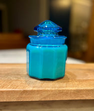 Load image into Gallery viewer, Turquoise LE Smith MCM 10-panel Canister - Citrus Sunrise
