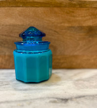 Load image into Gallery viewer, Turquoise LE Smith MCM 10-panel Canister - Citrus Sunrise
