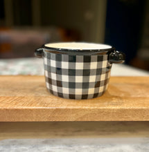 Load image into Gallery viewer, Black &amp; White Buffalo Check Ramekin Candle - Gingerbread

